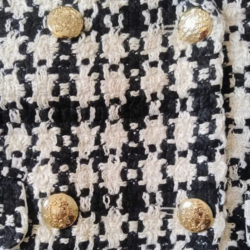 Blazer Feminino Tweed Detalhe dos botões